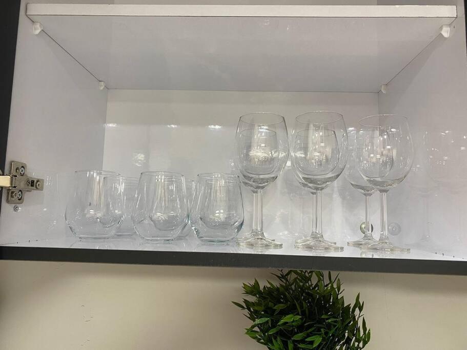 T'Eo 25 Suite Qiryat Yam エクステリア 写真